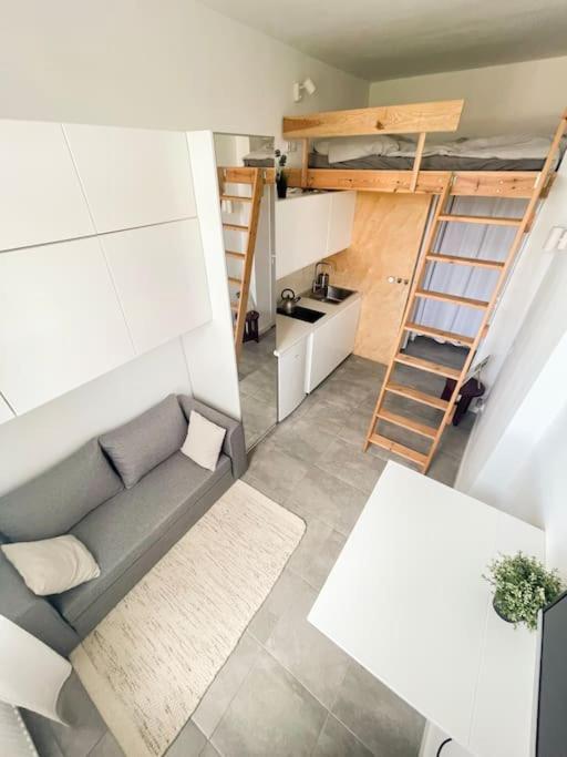 Small With Entresol Apartment