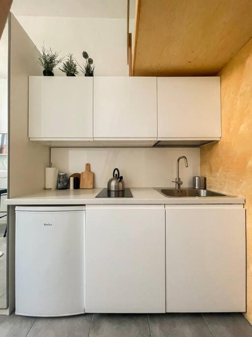 Apartment Small With Entresol *